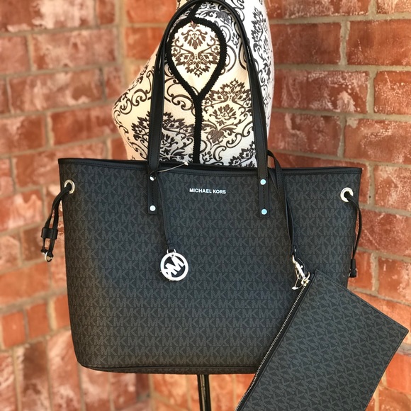 michael kors jet set reversible tote